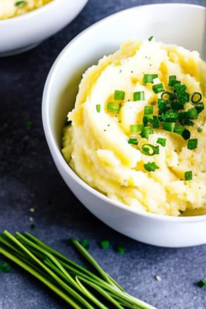 Creamy Mashed Potatoes with Garlic